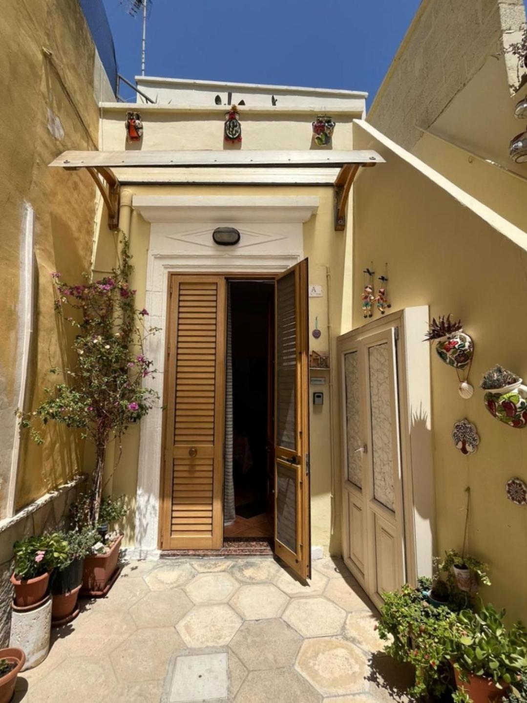 Vila La Casa Di Giu Salento Surbo Exteriér fotografie